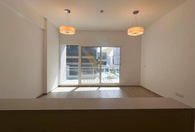 78194398 - Property Image 3