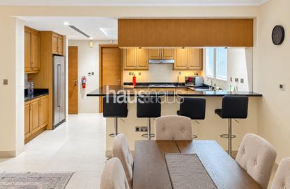 Villa - 4 - 6 for rent in District 4 - Jumeirah Park - Dubai