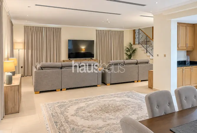 151913338 - Property Image 2