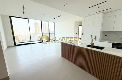 شقة - 2 غرف نوم - 2 حمامات للايجار في بن غاطي أزور - منطقة 16 - قرية جميرا الدائرية - دبي