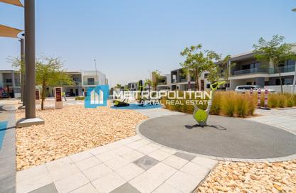 Villa - 4 - 6 for sale in Aspens - Yas Acres - Yas Island - Abu Dhabi