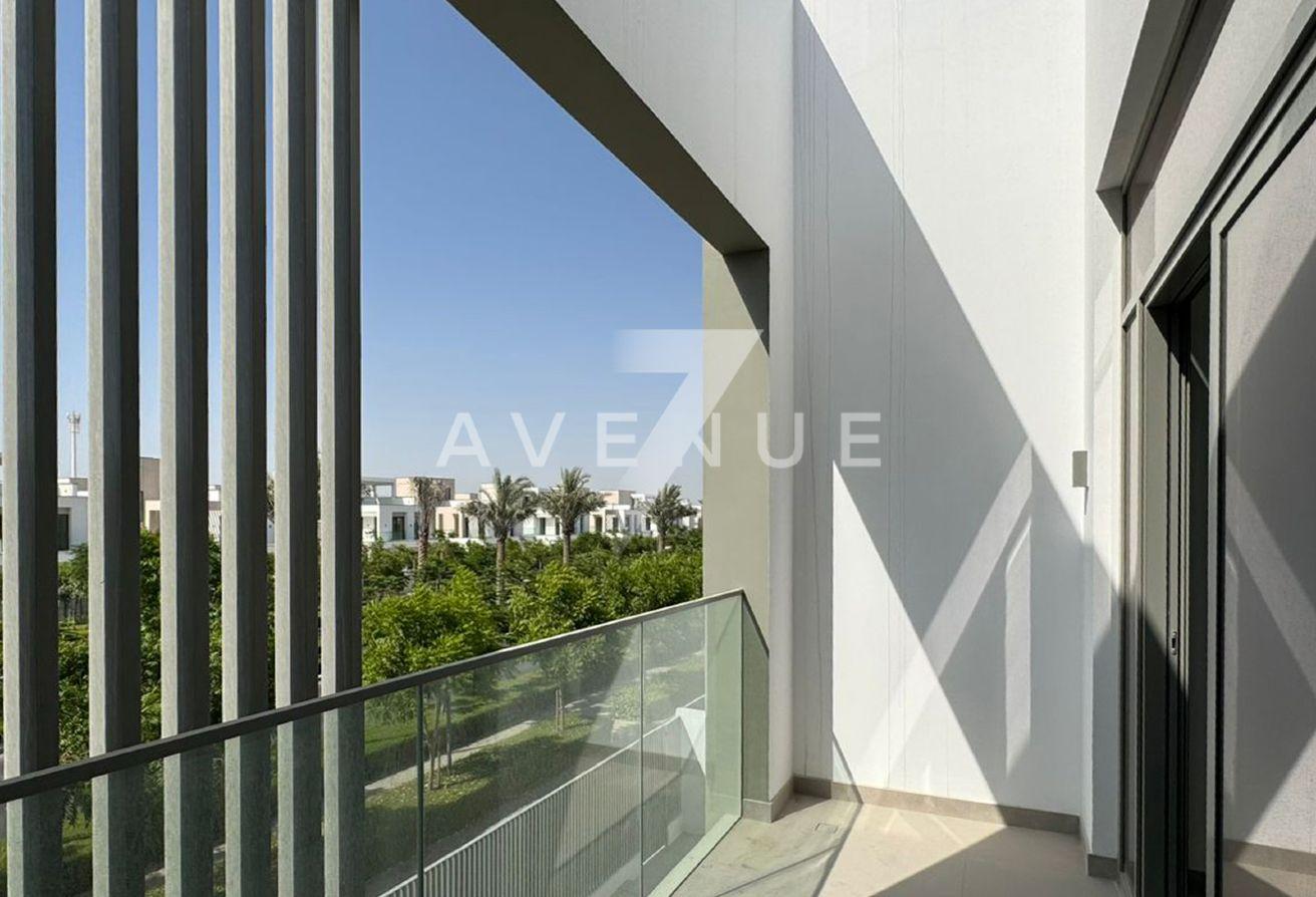 Corner Unit | Brand New | Vacant photo 21
