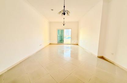 Apartment - 3 Bedrooms - 3 Bathrooms for rent in New Al Taawun Road - Al Taawun - Sharjah