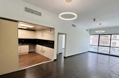 Apartment - 2 Bedrooms - 2 Bathrooms for rent in The New Gold Souk Centre - Al Raffa - Bur Dubai - Dubai