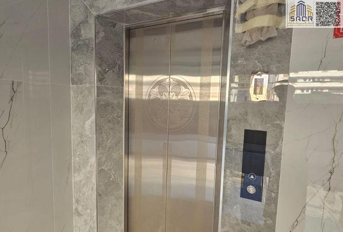 76162761 - Property Image 2