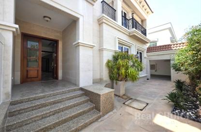 Villa - 5 - 7 for rent in Jumeirah 1 - Jumeirah - Dubai Villa - 5 - 7 for rent in Jumeirah 1 - Jumeirah - Dubai