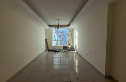 Apartment - 2 - 3 for rent in Al Mamzar - Al Mamzar - Sharjah - Sharjah