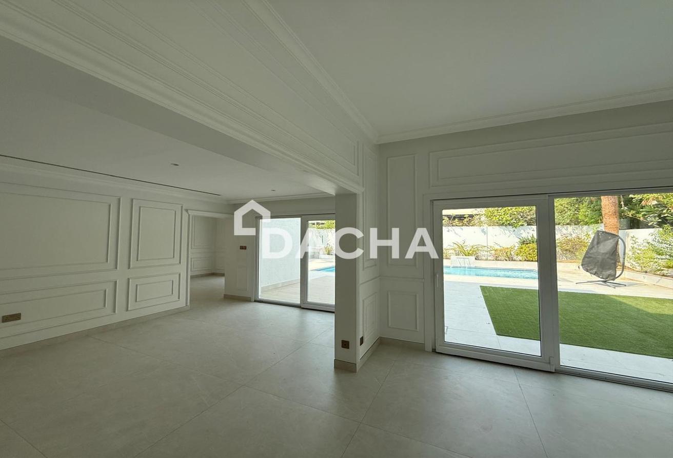 Upgraded | Lake Facing | Drivers and Maids' Room photo 3