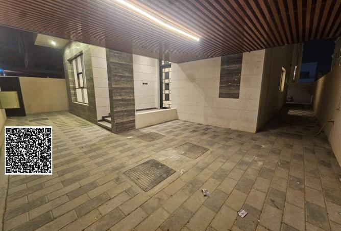 68290485 - Property Image 2