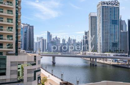 Apartment - 1 - 1 for rent in Mayfair Tower - Business Bay - Dubai