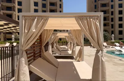 Apartment - 1 Bedroom - 1 Bathroom for rent in Al Jazi 2 - Madinat Jumeirah Living - Umm Suqeim - Dubai
