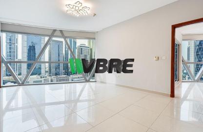 Apartment - 1 Bedroom - 2 Bathrooms for rent in Park Towers - DIFC - Dubai