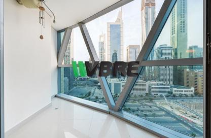 Apartment - 1 Bedroom - 2 Bathrooms for rent in Park Towers - DIFC - Dubai