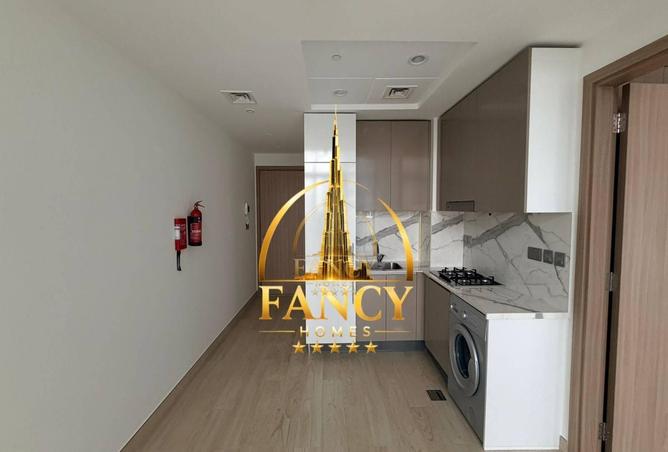 73857687 - Property Image 2