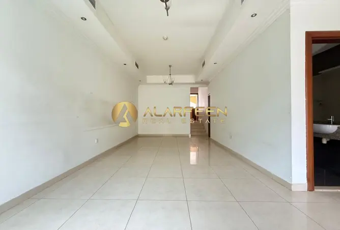 78984648 - Property Image 2