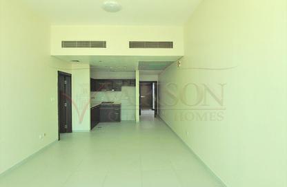 Apartment - 1 Bedroom - 2 Bathrooms for rent in Panoramic Tower - Dubai Marina - Dubai