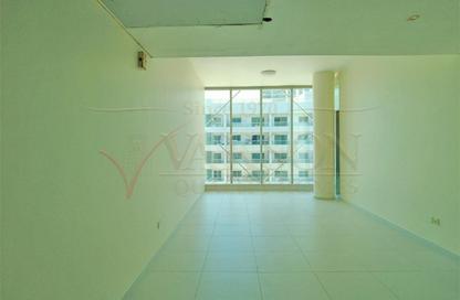 Apartment - 1 Bedroom - 2 Bathrooms for rent in Panoramic Tower - Dubai Marina - Dubai