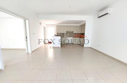 Villa - 4 - 5 for rent in Hayat Townhouses - Town Square - Dubai