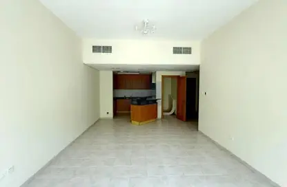 شقة - غرفة نوم - 2 حمامات للايجار في موج 223 - طراز مغولي - ديسكفري جاردنز - دبي