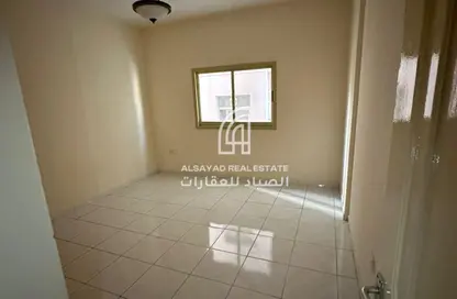 شقة - 2 غرف نوم - 2 حمامات للايجار في بناية ابو شغاره 2 - بودانق - القاسمية - الشارقة