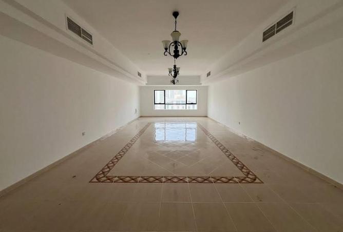 56977848 - Property Main Image