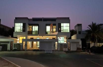 Villa - 6 - 7 for rent in Jumeirah 1 Villas - Jumeirah 1 - Jumeirah - Dubai