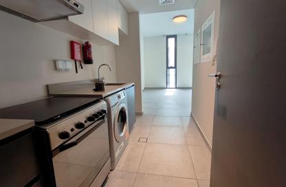 شقة - 1 حمام للايجار في ذا سولو - الجادة - الشارقة