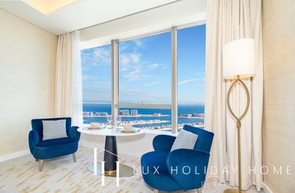 Apartment - Studio - 1 for rent in The Palm Tower - Palm Jumeirah - Dubai