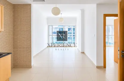 Apartment - 1 Bedroom - 1 Bathroom for sale in Mayfair Residency - Business Bay - Dubai