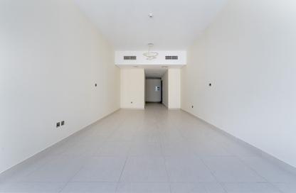 Apartment - 2 Bedrooms - 3 Bathrooms for rent in Bahwan Tower Downtown - Downtown Dubai - Dubai