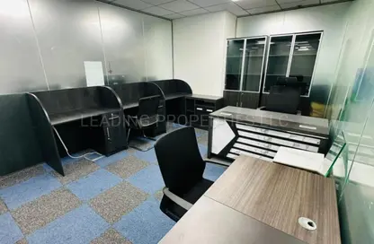 مكتب - استوديو - 4 حمامات للايجار في برج كلوفر - الخليج التجاري - دبي