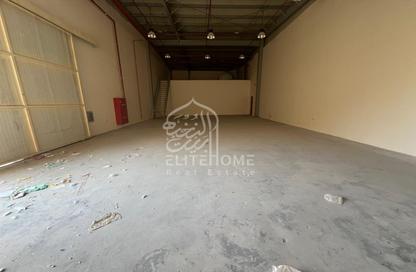 Warehouse - Studio for rent in Al Sajaa Industrial - Al Sajaa - Sharjah