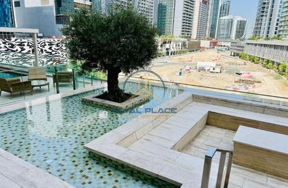 شقة - غرفة نوم - 2 حمامات للايجار في داماك ماجستين - الخليج التجاري - دبي