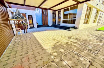 Villa - 5 Bedrooms - 7 Bathrooms for rent in Al Hooshi Villas - Hoshi - Al Badie - Sharjah Villa - 5 Bedrooms - 7 Bathrooms for rent in Al Hooshi Villas - Hoshi - Al Badie - Sharjah