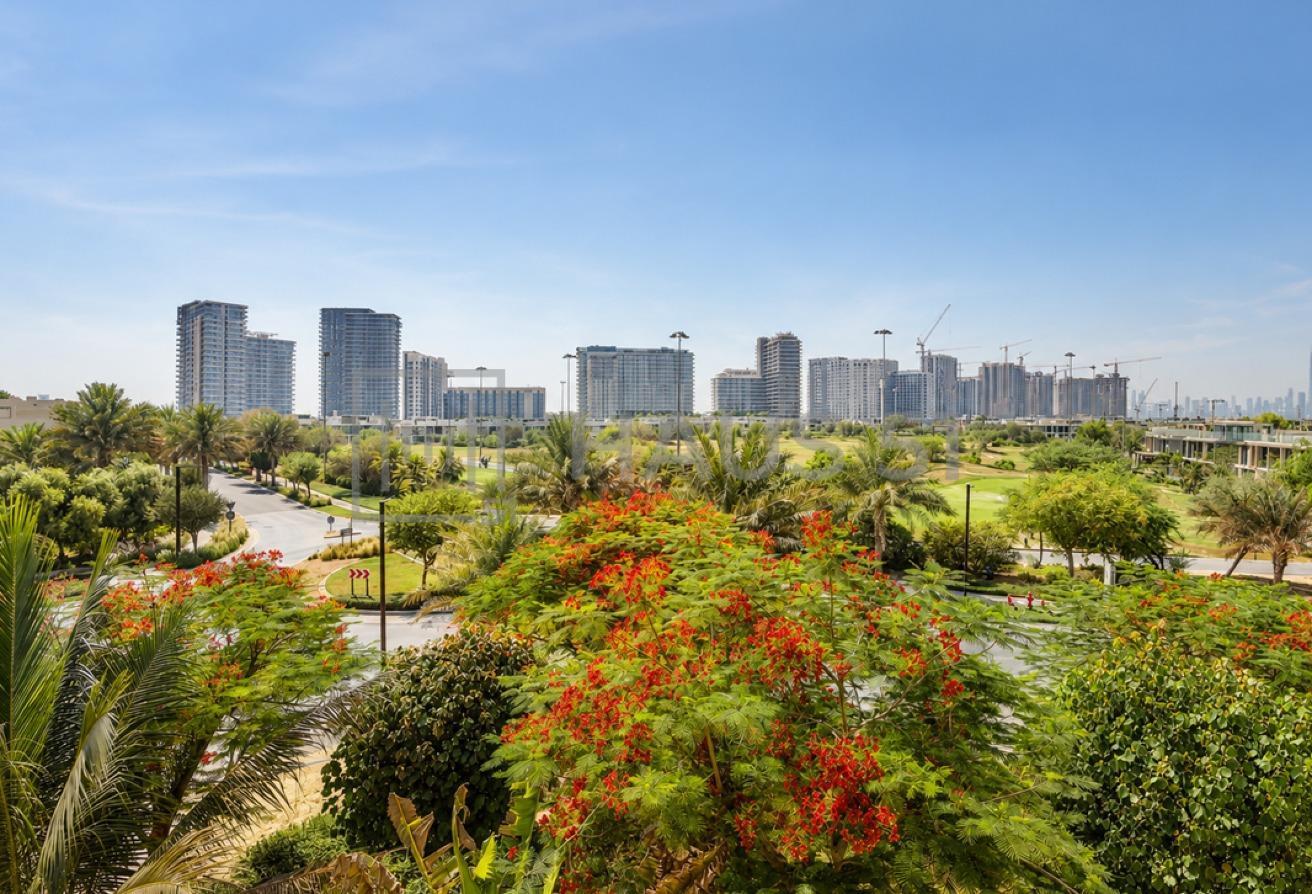 Big Plot | Corner Villa | Private Garden photo 15