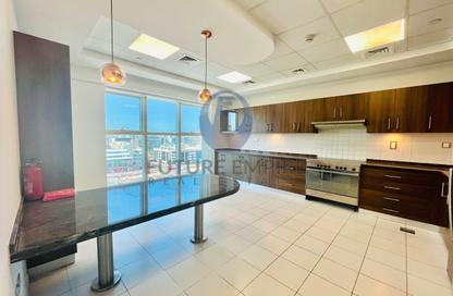 Apartment - 3 - 5 for rent in Jam Tower - Downtown Dubai - Dubai