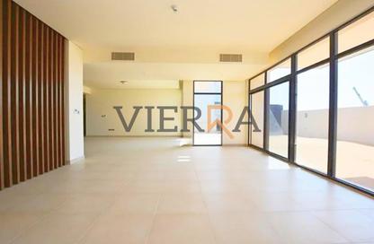 Apartment - 4 Bedrooms - 6 Bathrooms for rent in West Yas - Yas Island - Abu Dhabi