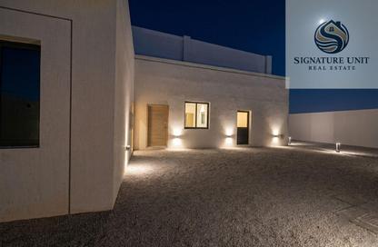 Villa - 2 Bedrooms - 4 Bathrooms for rent in Al Warqa'a 3 - Al Warqa'a - Dubai
