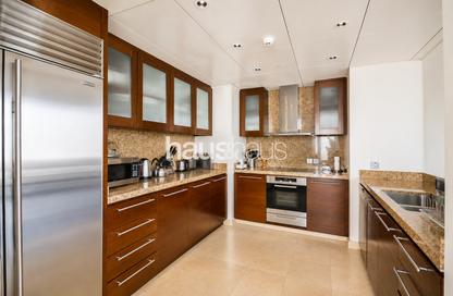 Apartment - 3 - 4 for sale in Burj Khalifa - Burj Khalifa Area - Downtown Dubai - Dubai