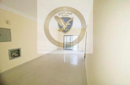 Apartment - 2 Bedrooms - 2 Bathrooms for rent in Al Jurf 2 - Al Jurf - Ajman Downtown - Ajman