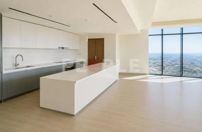 Apartment - 4 - 5 for sale in Castleton - Central Park at City Walk - City Walk - Dubai Apartment - 4 - 5 for sale in Castleton - Central Park at City Walk - City Walk - Dubai