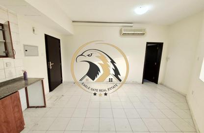 Apartment - Studio - 1 for rent in Muwailih Building - Muwaileh - Sharjah Apartment - Studio - 1 for rent in Muwailih Building - Muwaileh - Sharjah