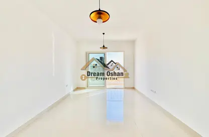 شقة - 2 غرف نوم - 2 حمامات للايجار في مبني آي دي بلو - المدينة العالمية المرحلة 2 - 4 الورسان - الورسان - دبي