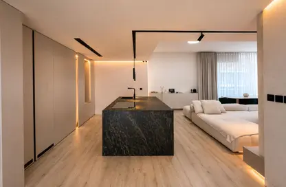 Apartment - 3 Bedrooms - 4 Bathrooms for sale in Vezul Residence - Business Bay - Dubai