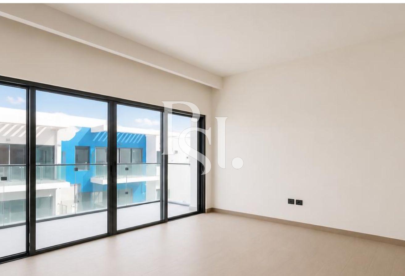 Single Row | Close To Pool and Park | Ready soon photo 10