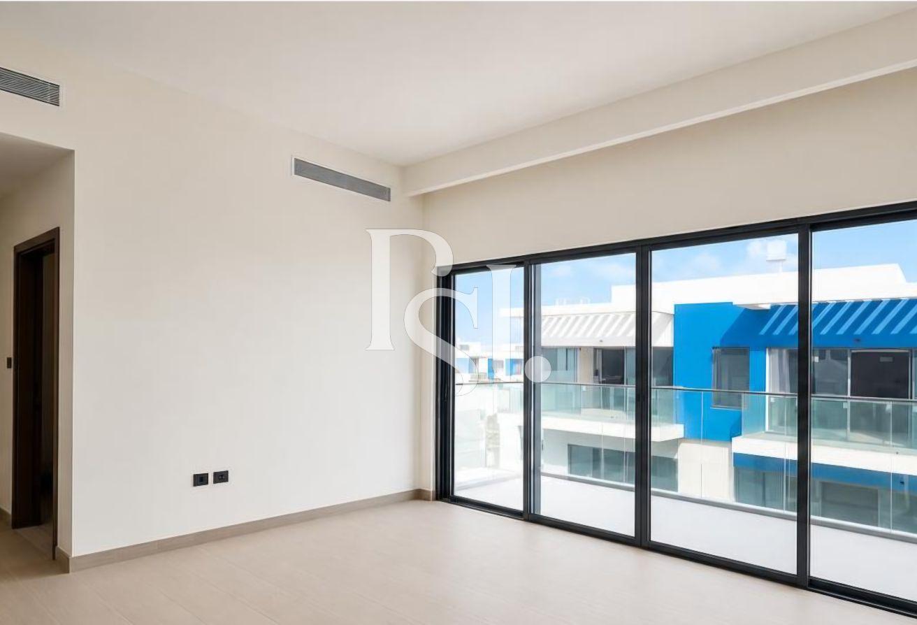 Single Row | Close To Pool and Park | Ready soon photo 9