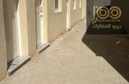 Warehouse - Studio - 1 Bathroom for rent in Umm Al Thuoob - Umm Al Quwain