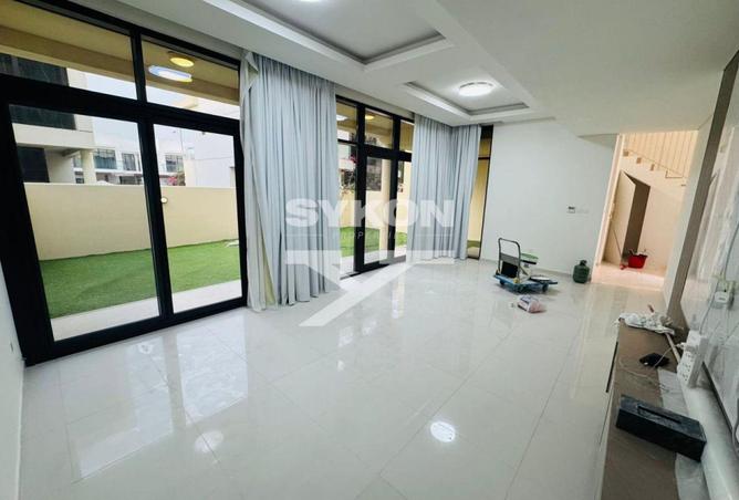 98716847 - Property Main Image