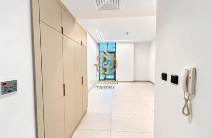 Apartment - 1 - 1 for rent in Ayhaco 7 - Jumeirah Garden City - Al Satwa - Dubai