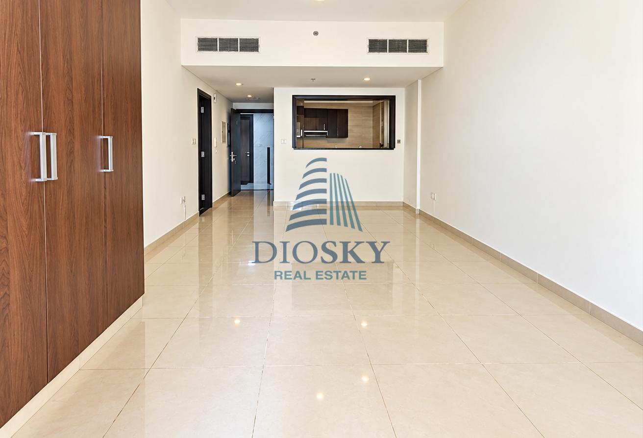 Big Layout | Closed Kitchen | Chiller in Dewa photo 5